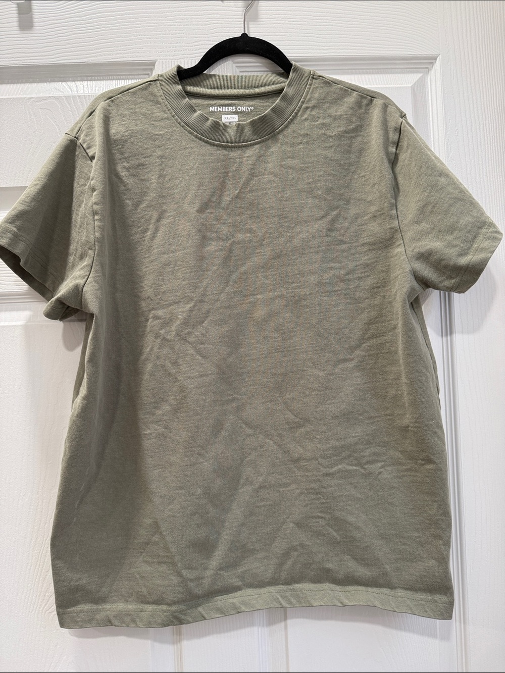 Members Only Short-Sleeve Crewneck T-Shirt in Olive